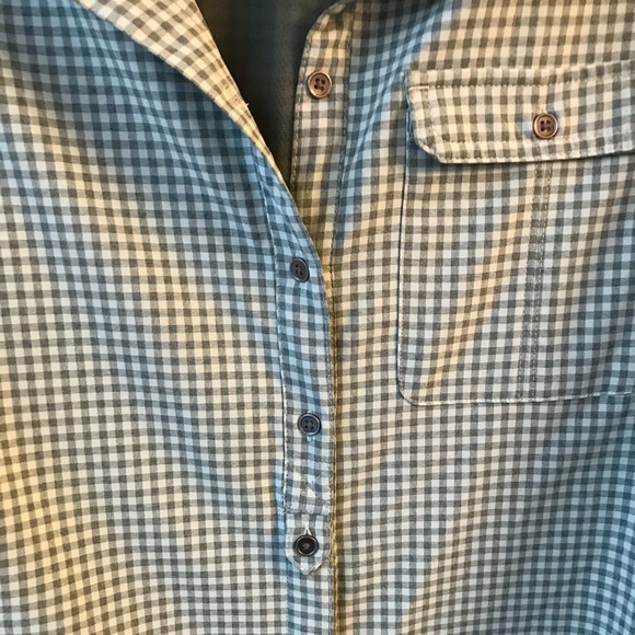 Columbia Green Checked Performance Button-down - Picture 7 of 8